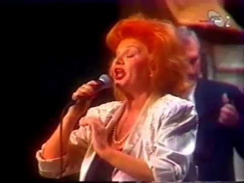 Andjelka Andja Govedarovic - Sremacko je selo malo (uzivo)