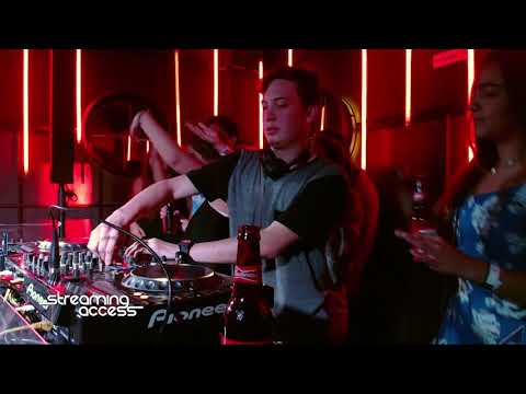 Cristhian Balcazar Dj Set in the Club