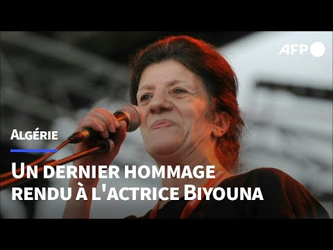 Algérie: funérailles de l’actrice Biyouna | AFP