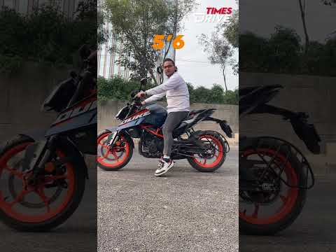 Is your height enough to ride the KTM Duke 390? #shorts #ktmduke390 #ktm #duke390