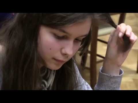 žiačky ZŠ 5.1.   Andrea Slabá -  Martina Tarageľová 1:0