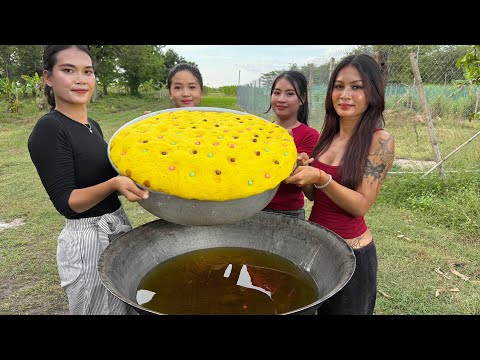 How to cook yellow cake with chocolate and coconut sauce recipe
