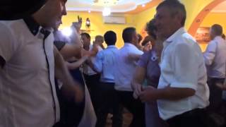 preview picture of video 'TRUPA FONIC RADAUTI secvente din program nunta 2013  'HUTULCA' DORU 0745527114'