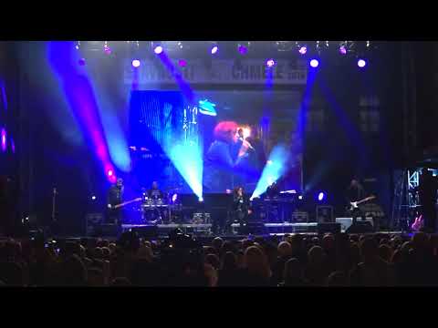Petra Janů & Amsterdam To máme mládež