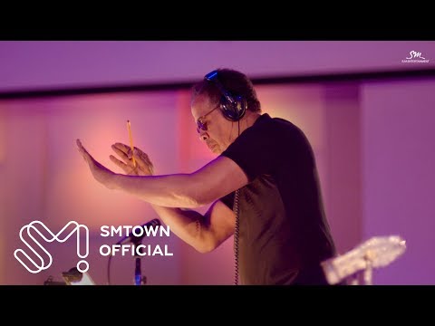 Video thumbnail for Man In The Mirror
