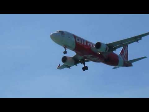 Пляж Май Кхао Пхукет.