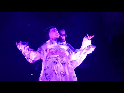 Charli XCX + Brooke Candy - I Got It LIVE HD (2018) Los Angeles El Rey Theatre