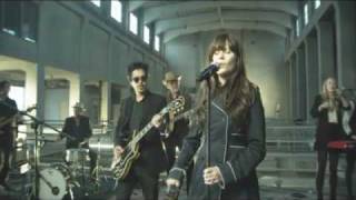 She &amp; Him - Thieves (Live @  Ahead of the Curve SXSW)