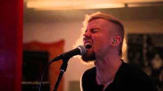 Dian - Red Room Sessions - 03 - Child Is My Name (Kemopetrol cover)