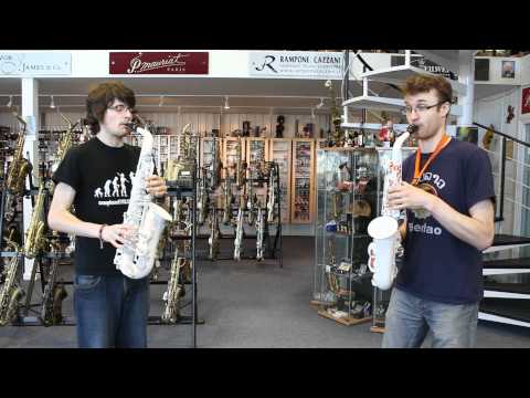Vibrato Polycarbonate / Plastic Saxophone