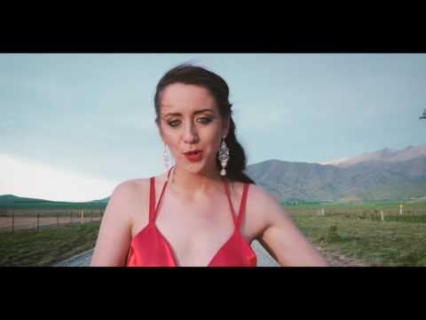 Kaylee Bell- 'Getting Closer' (Official Video)