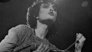 Siouxsie &amp; the Banshees - Overground Live 1979