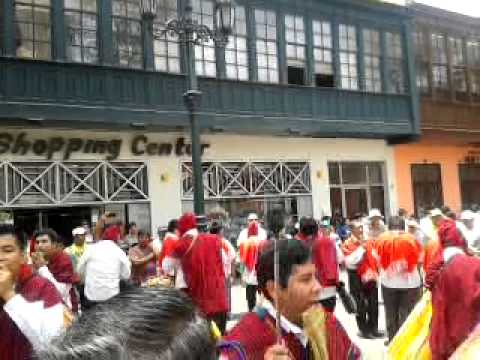 Asociación Juvenil Puno -  Virgen de la Candelaria 2014 Lima