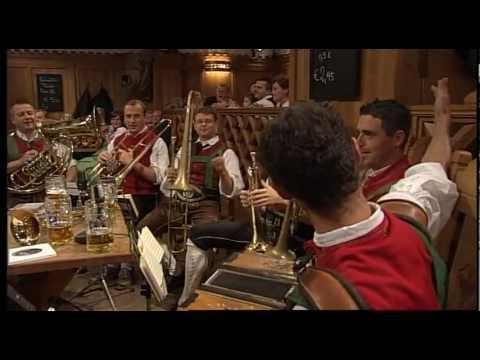 Südtiroler Tanzlmusig - Maxglaner Zigeuner Marsch (T. Reiser)