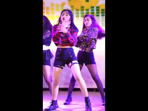 171118 BUSABA cover Blackpink (.. as Jisoo) - PLAYING WITH FIRE & BOOMBAYAH @ The outdoor plaza