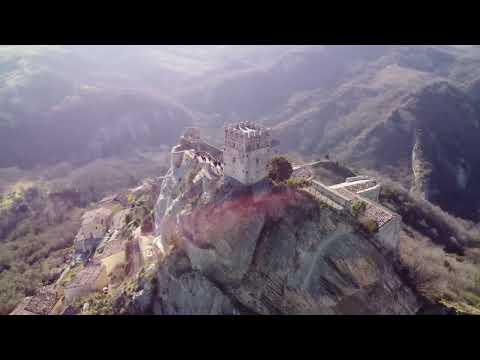 ALLA SCOPERTA DI UN CASTELLO MEDIEVALE in Abruzzo- ROCCASCALEGNA