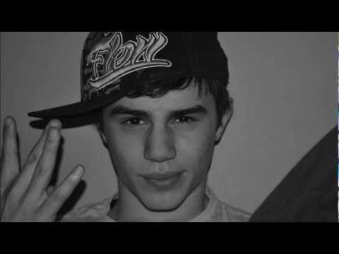 Karaf ft. Vita - Salıncak