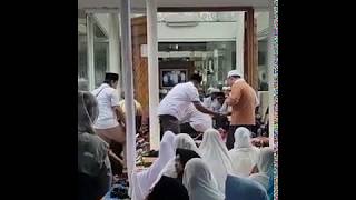 Download lagu Ceramah Ustadz. H.Akri Patrio mp3 Download lagu Ceramah Ustadz. H.Akri Patrio mp3