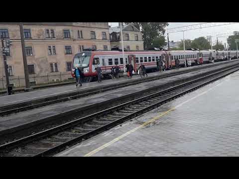 Vilciens Rīga-Valga atkal kursē! The train between Latvia and Estonia is back!  16 05 2020.