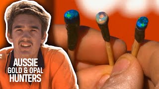 Pete & Sam Find Beautiful Black And Crystal Opal Stones | Outback Opal Hunters