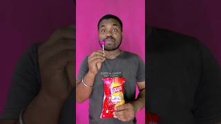 The right way to take chips out of the packet b ... 