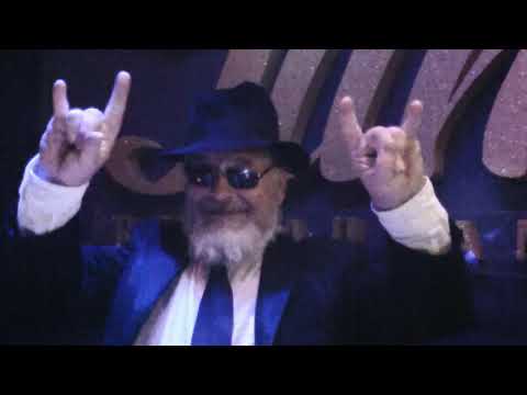 Turo's Hevi Gee Tyritään häät (Turojen häämatkakotivideo)