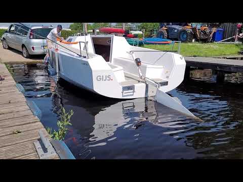 launching trailer sailer the Sailart 19