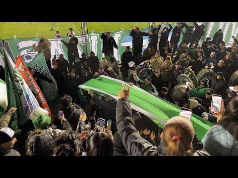 "Entrada de La Banda del Sur en Moron vs Midland // Copa Argentina 2026" Barra: La Banda del Sur &bull; Club: Banfield &bull; País: Argentina