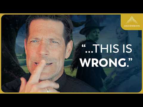 Fr. Mike Schmitz Reviews "Wicked"