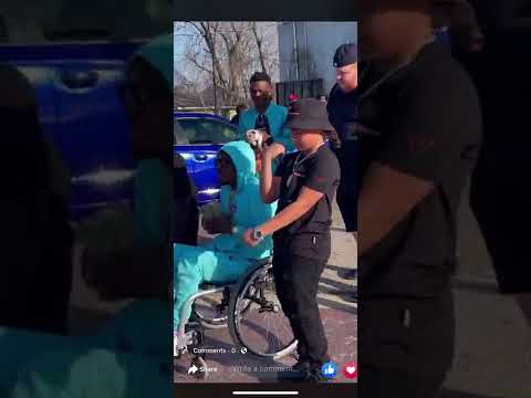 Gee Gwaula Zettie Wayne pulls out 50 bands at 44 Mike Deezy #tsf video shoot