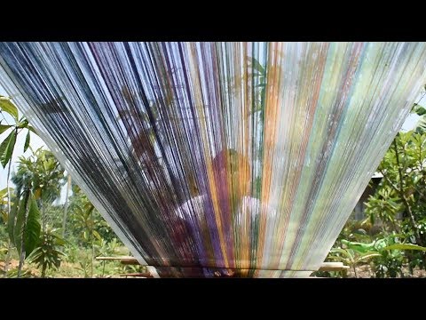 Indigenous artisans representing Mexico overseas