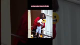 Michael Jackson | and his son carried in the balcony #shortsvideo #trending  #viral