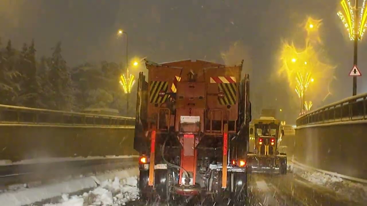 ŞANLIURFA BÜYÜKŞEHİR'DEN KAR MÜCADELESİ