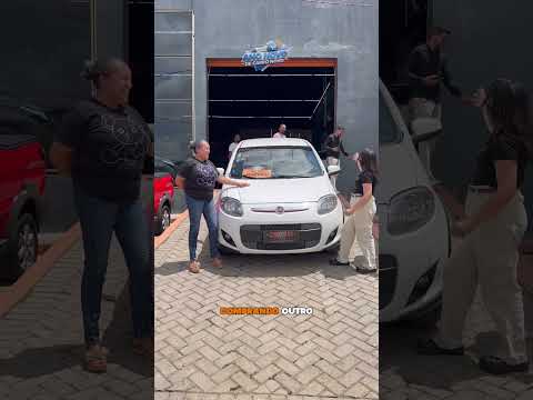 Dona Luciana veio diretamente de Lagoa da Canoa/AL para realizar o seu sonho do carro novo.