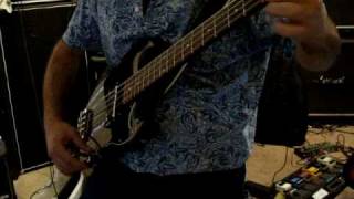 Video thumbnail for Gibson EB-4L Bass Guitar Demo.mpg by IplayMusic2