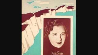 Kate Smith - (There&#39;ll Be Bluebirds Over) The White Cliffs of Dover (1942)