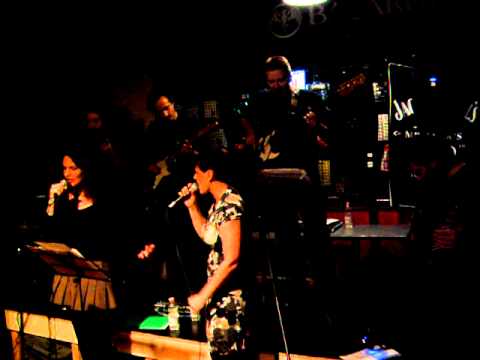Egida Aurea - U Criu du Ventu (live in Torino 6-11-2010)