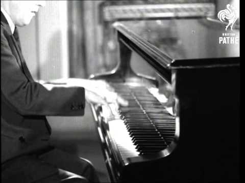 Billy Mayerl Issue Title Is Good Hunting (1944)