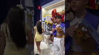 Acompáñenos a la primera Disney Stores en Monterrey
