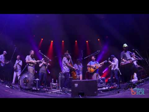 Greensky Bluegrass | "After Midnight" with Infamous Stringdusters & Nicki Bluhm at Strings & Sol