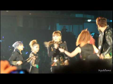 29/11/11 Mnet Asian Music Awards 2011 #2