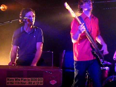 Check 1-2 - She Cracked (live @ Radio Mortale live-avond, 8-12-2011, Pakhuis Wilhelmina, Amsterdam)