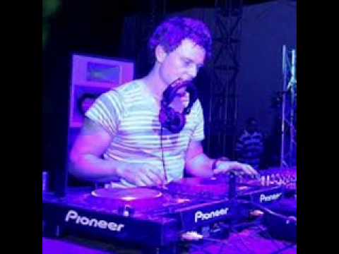 OTTO KNOWS MILLION VOISE Y FADDE LE GRAND SO MUCH  dj class )