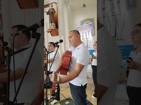 Junto a nuestros hermanos del Ministerio de Misiones en Parroquia San Antonio, Soyapango. 
