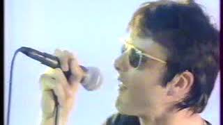 Suede : &quot;Electricity&quot; live 13.5.1999 à Cannes.