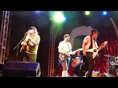 Moraes Moreira e Armandinho - Pombo Correio