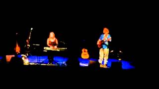 Beth Nielsen Chapman - How We Love