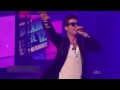 Robin Thicke Angel on Each Arm (New Years Rockin' Eve) 12 31 2011