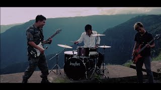 Safety Pins-Aisa Jahaan |Official Music Video|