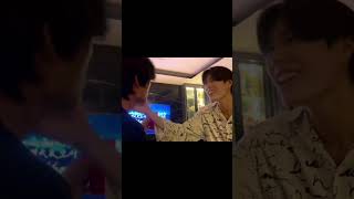 Download lagu Phuwin is drunk in love but Pond is 🙈 #pondphuwin #ppnaravit #phuwintang #pondnaravit #phuwin mp3